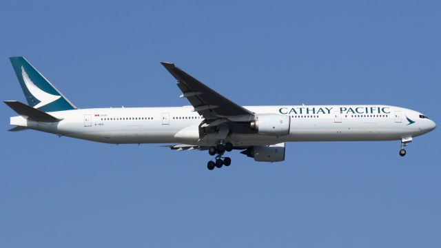 国泰航空 B777-367