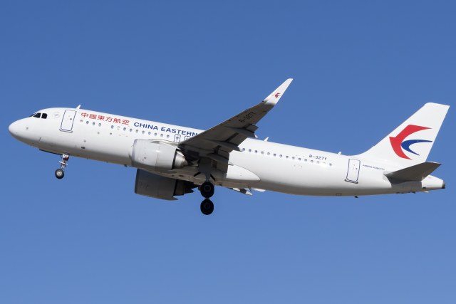 中国东方航空 A320-251N