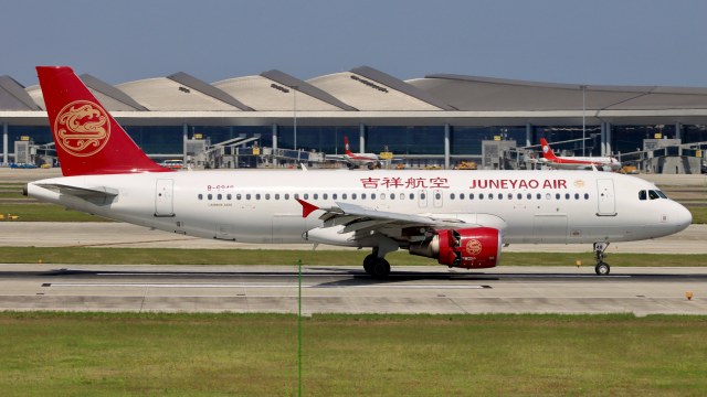 吉祥航空 A320-214