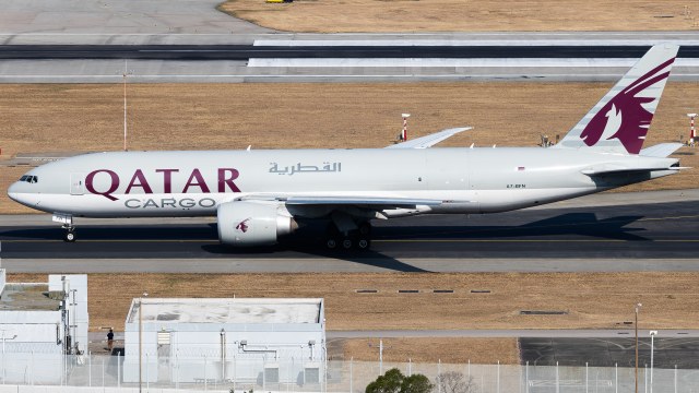 Qatar Cargo Boeing 777-FDZ