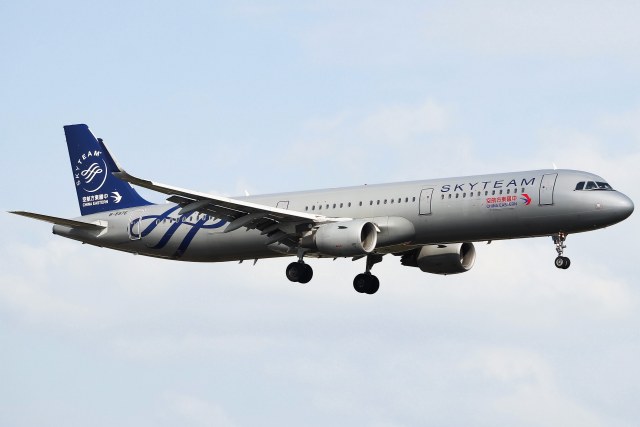 中国东方航空 A321-211(SL)