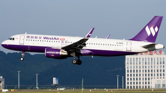 西部航空 A320-214(SL)