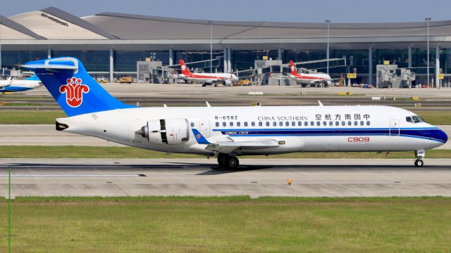 中国南方航空 C909