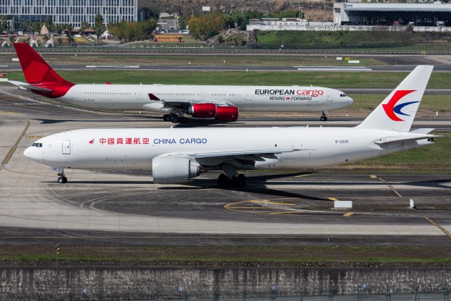 中国货运航空 B777F