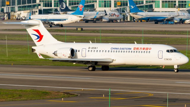 中国东方航空 C909