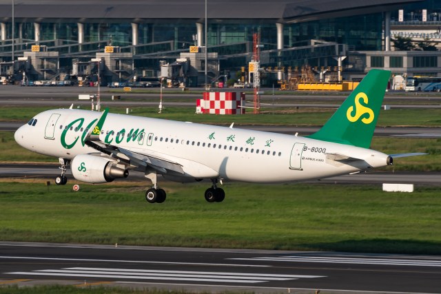 春秋航空 Airbus A320-214(WL)
