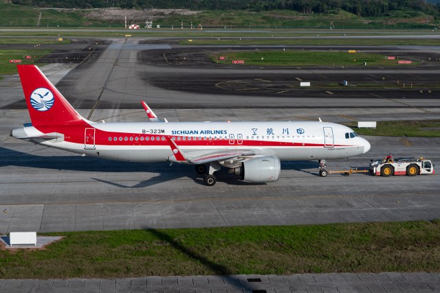 四川航空 Airbus A320-271N