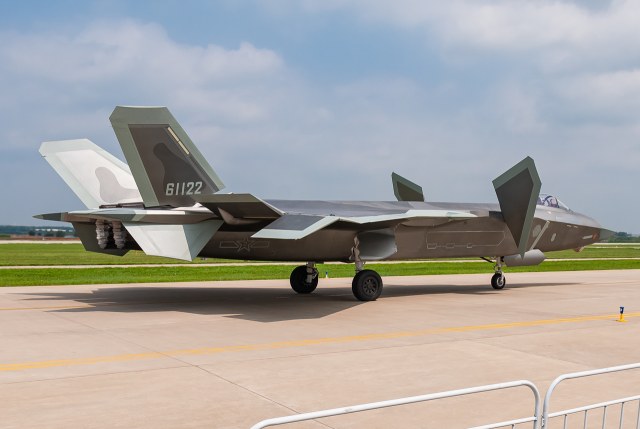 中国人民解放军空军 Chengdu J-20A