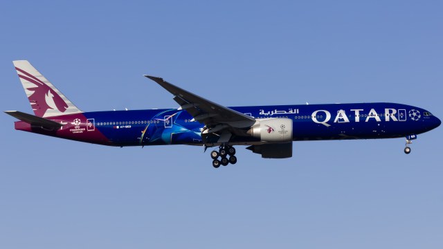 Qatar Airways Boeing 777-3DZER