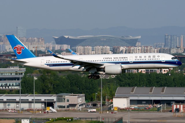 中国南方航空 A350-941