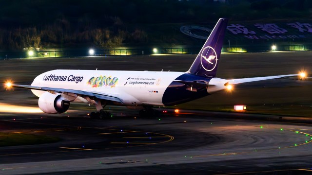 Lufthansa Cargo Boeing 777-F