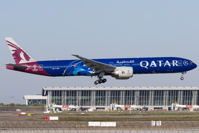 Qatar Airways Boeing 777-3DZER