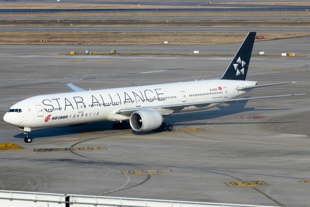 中国国际航空 Boeing 777-39L(ER)