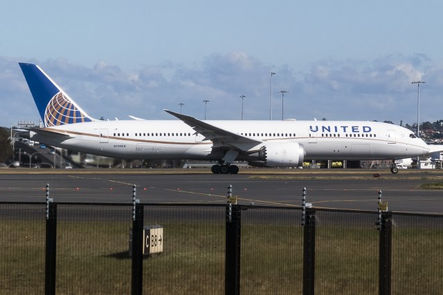 United Airlines Boeing 787-9 Dreamliner