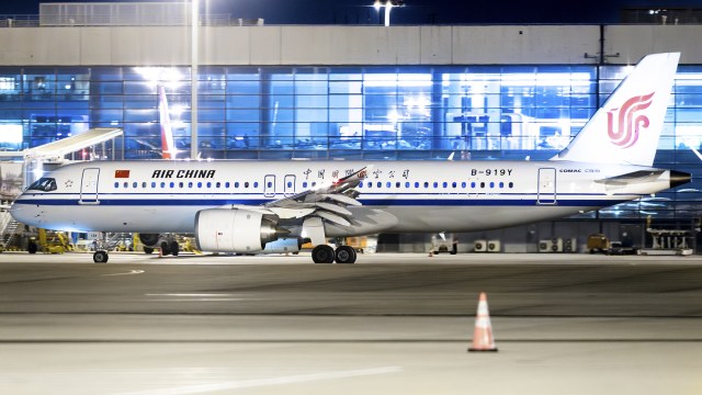 中国国际航空 COMAC C919-100STD