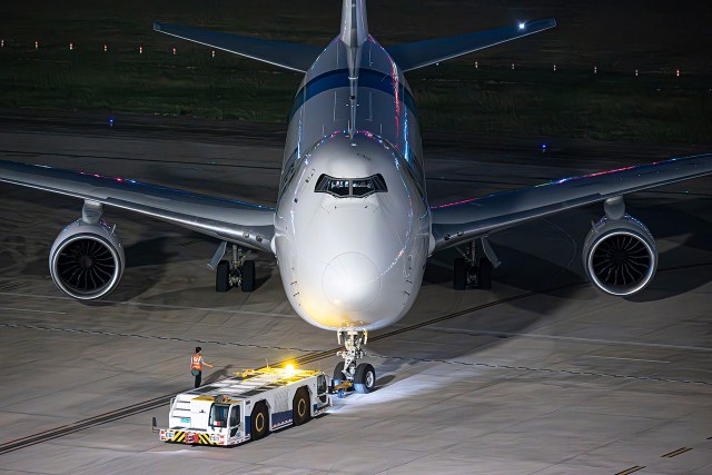 比利时航空 B747-87UF