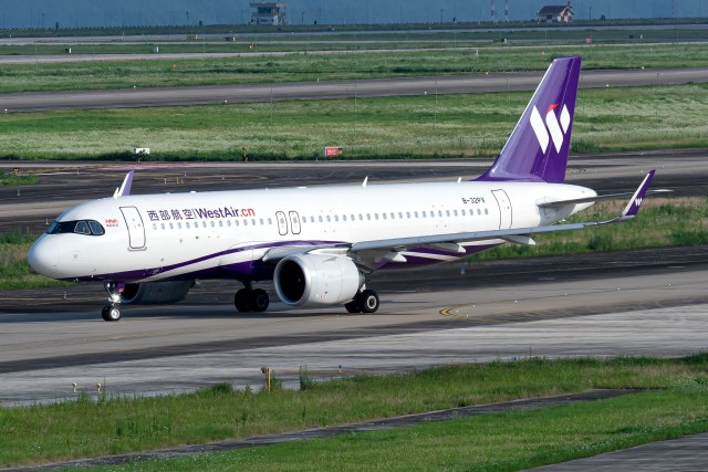 西部航空 Airbus A320-251N