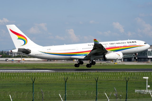 西藏航空 A330-243