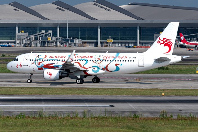 浙江长龙航空 Airbus A320-214(WL)