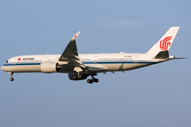 中国国际航空 A350-941