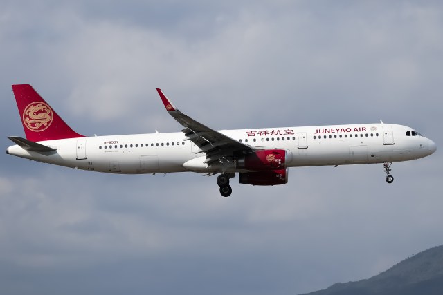 吉祥航空 A321-231(SL)