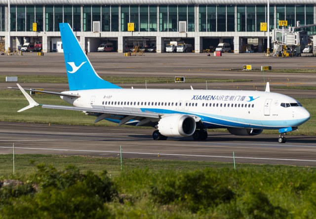 厦门航空 B737-8