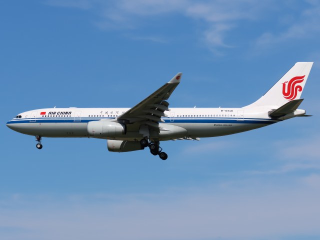中国国际航空 A330-243