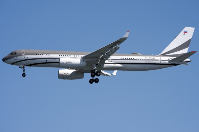俄罗斯红翼航空 Tupolev Tu-214