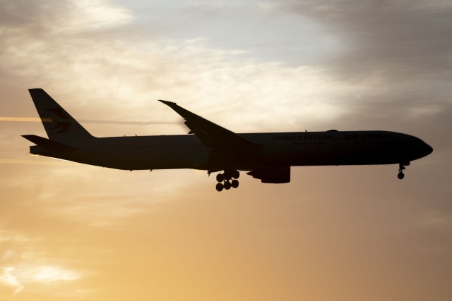 中国东方航空 B777-39P(ER)
