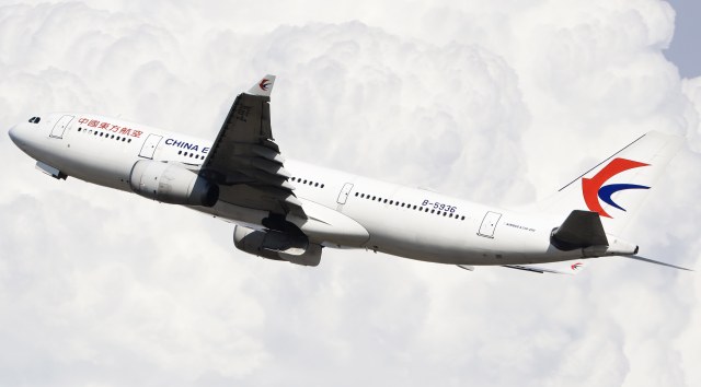 中国东方航空 A330-243