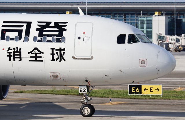 春秋航空 Airbus A320-214