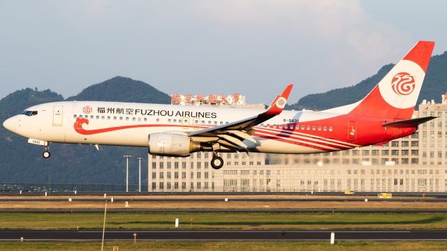 福州航空 B737-84P(WL)