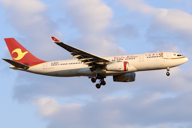 天津航空 A330-243