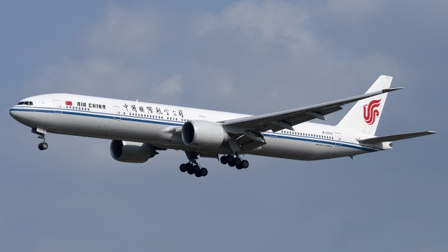 中国国际航空 Boeing 777-39L(ER)