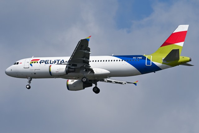 Pelita Air Service A320-214