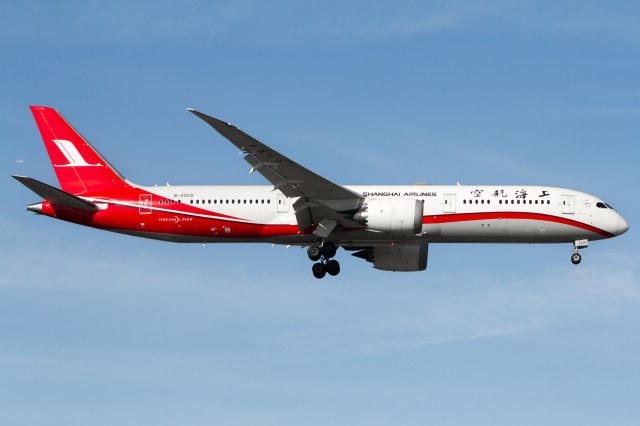 上海航空 B787-9