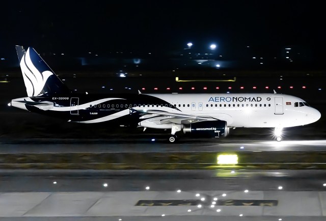 Aero Nomad AL A320-233