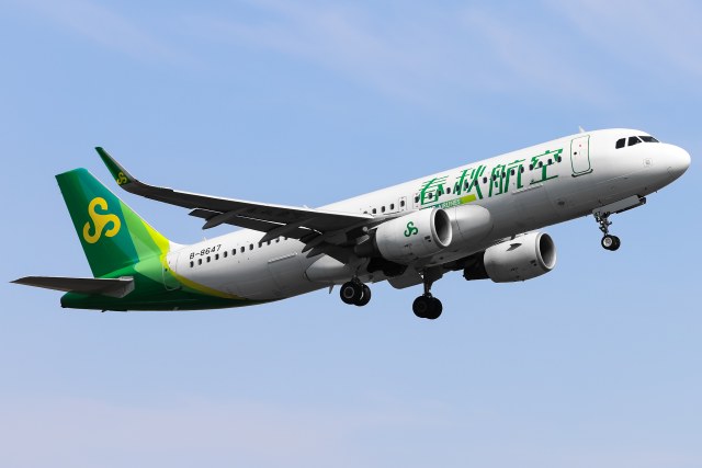 春秋航空 Airbus A320-214