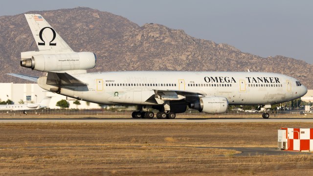 Omega Air tanker McDonnell Douglas DC-10-40