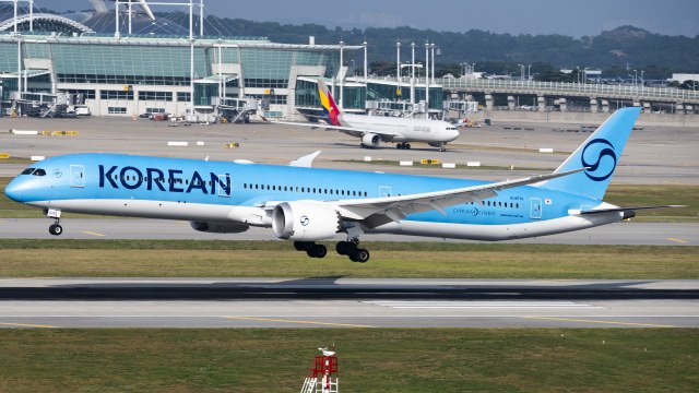 大韩航空 B787-10 Dreamliner