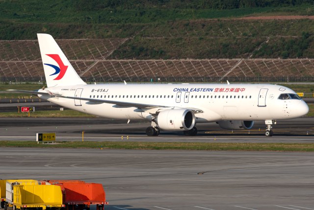中国东方航空 COMAC C919-100STD