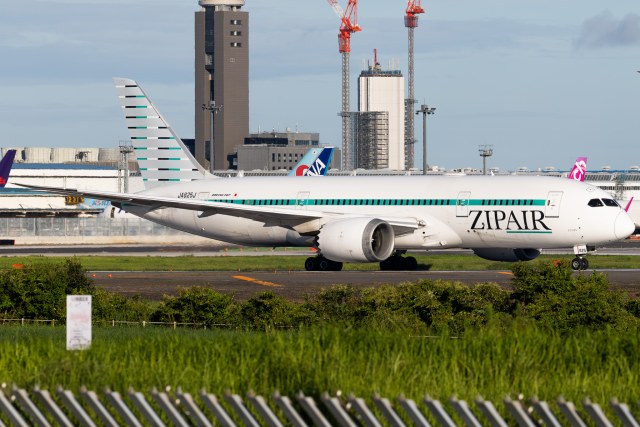 ZIPAIR Tokyo B787-8 Dreamliner