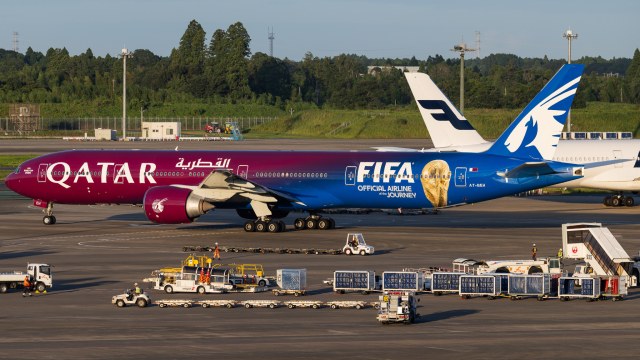 卡塔尔航空 B777-300ER
