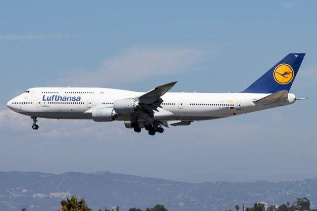 汉莎航空 B747-8