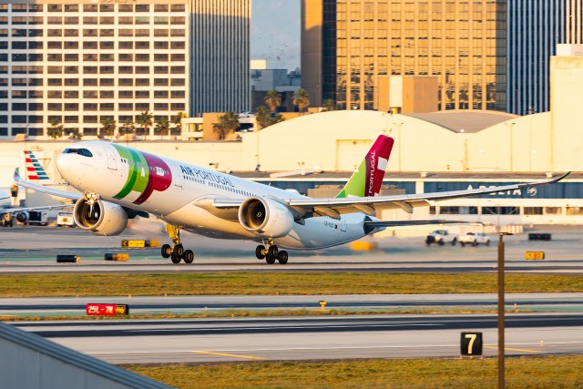 葡萄牙航空 A330-941