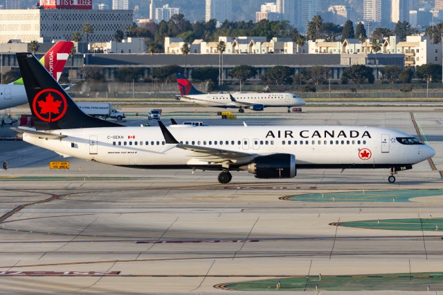 加拿大航空 B737-8 MAX