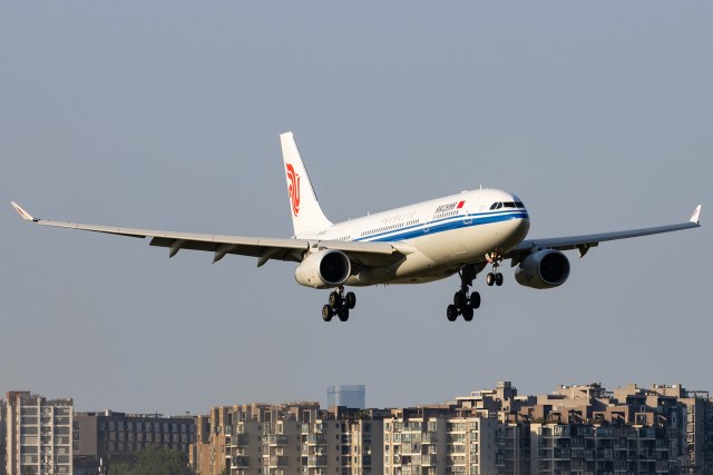 中国国际航空 A330-243