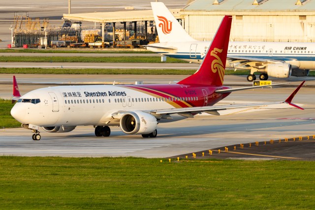 深圳航空 B737-8 MAX