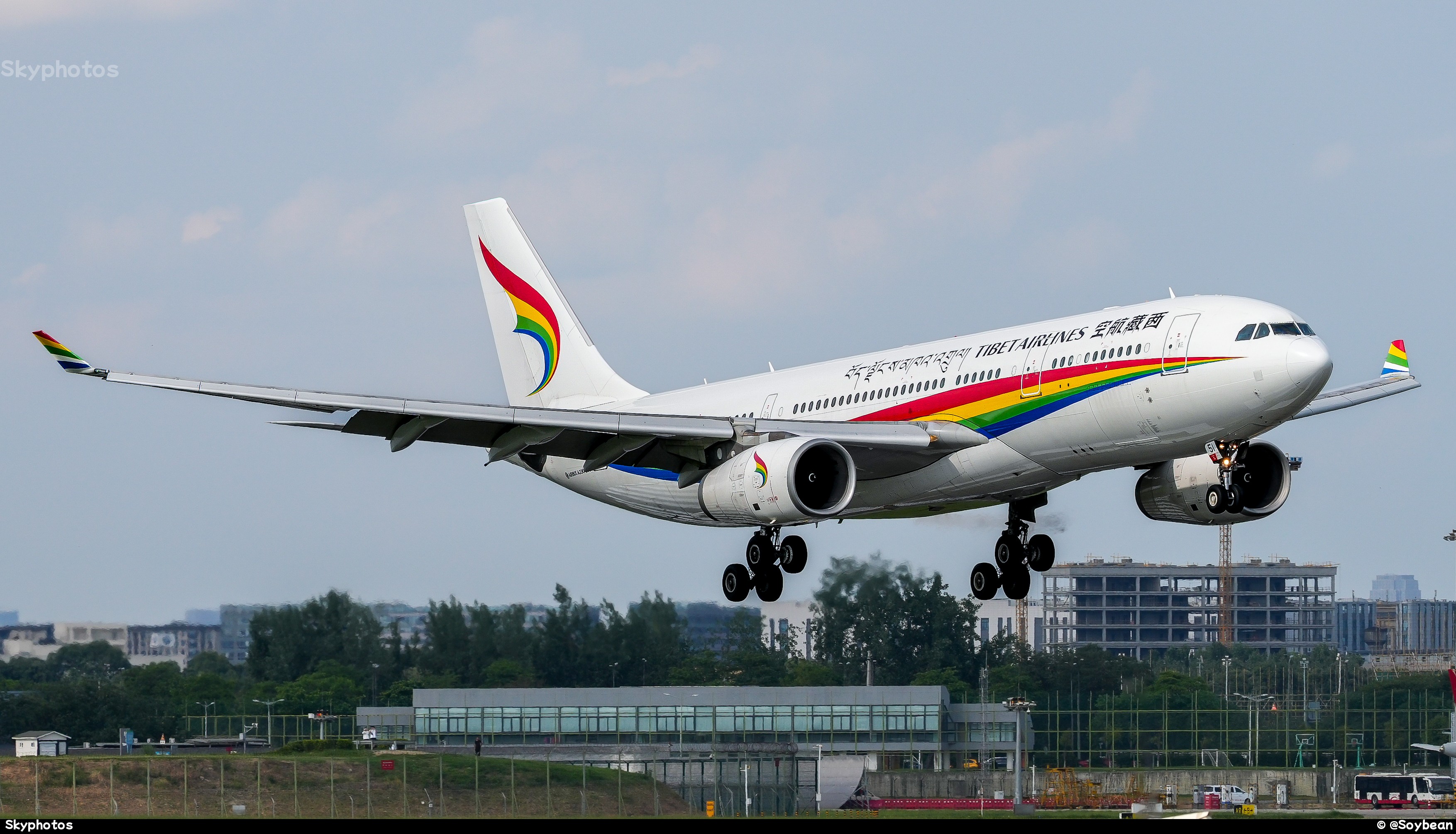 西藏航空 A330-243